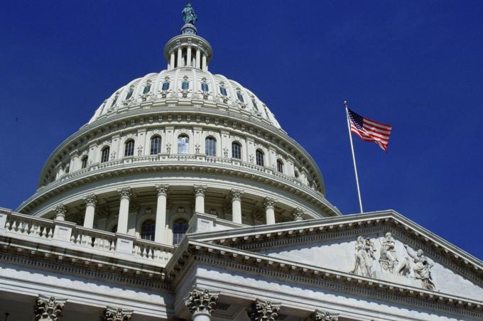 U.S. Capitol dome on clear day, blue skies